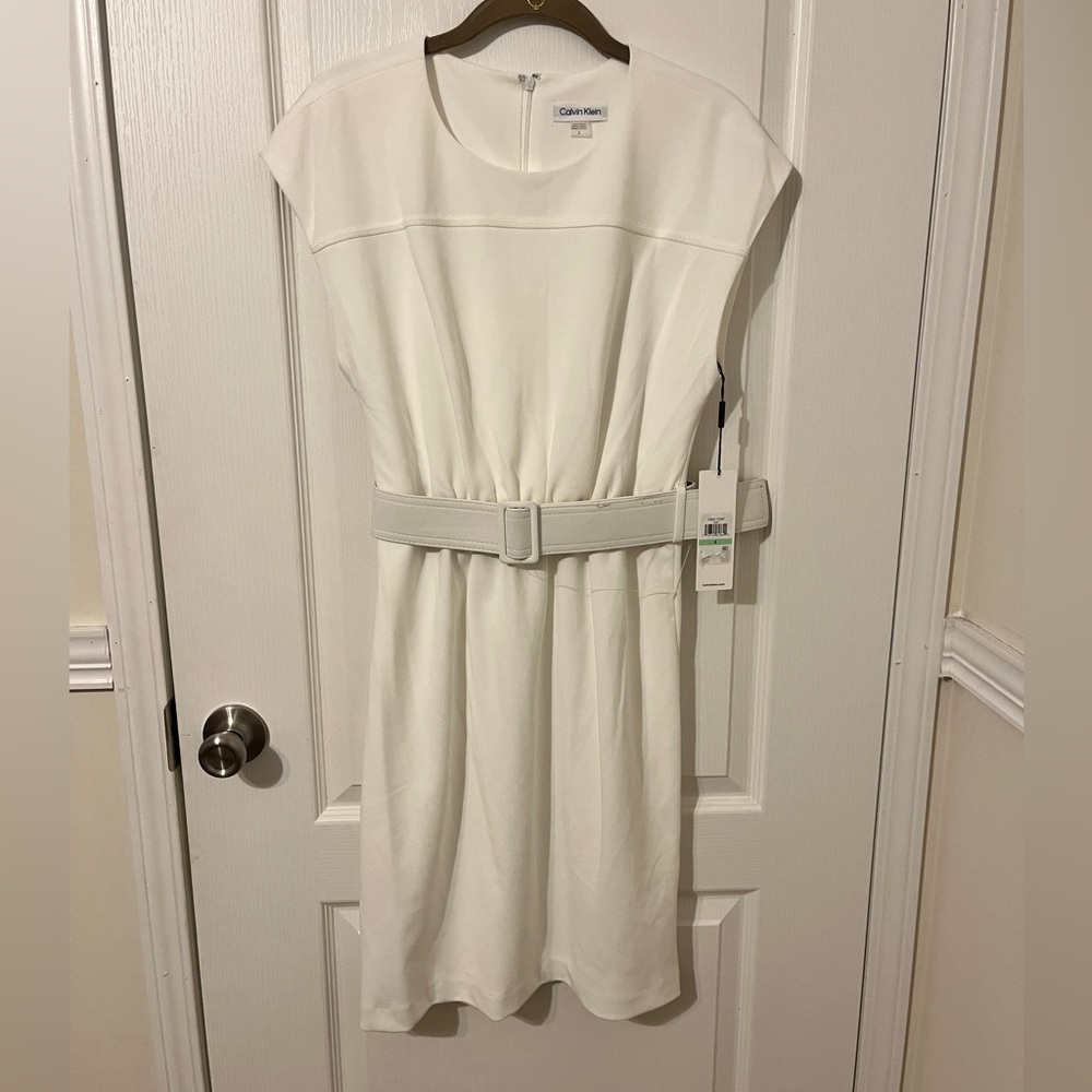 CALVIN Klein NWT off white dress. Size 8